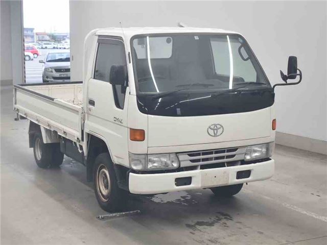 2000 TOYOTA DYNA