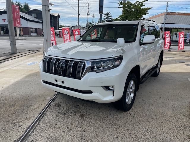 2017 TOYOTA LAND CRUISER PRADO