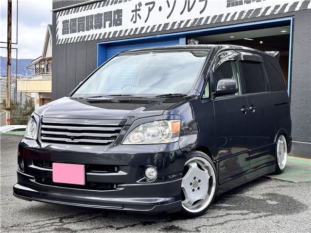 2003 TOYOTA NOAH