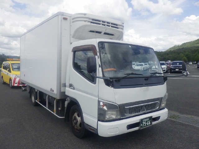 2010 MITSUBISHI FUSO CANTER