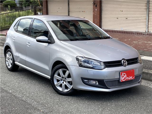 2011 VOLKSWAGEN POLO