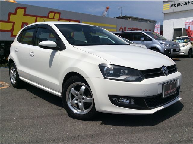 2010 VOLKSWAGEN POLO