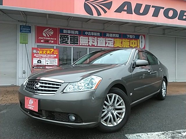 2004 NISSAN FUGA