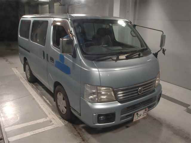 2005 NISSAN CARAVAN