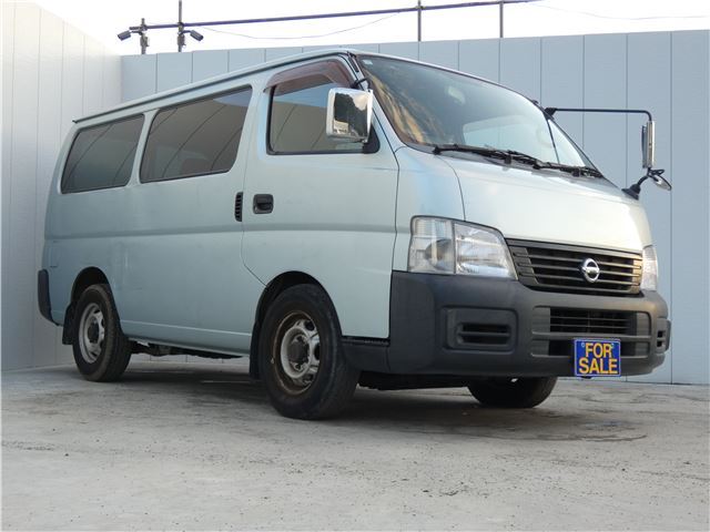 2004 NISSAN CARAVAN