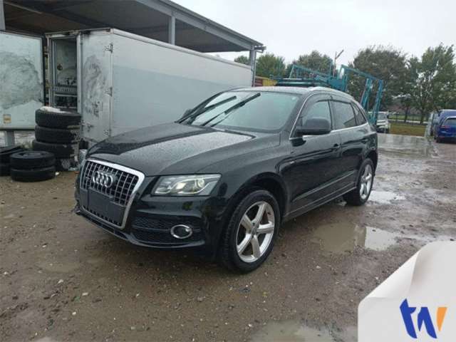 2010 AUDI Q5