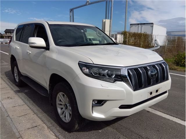 2018 TOYOTA LAND CRUISER PRADO