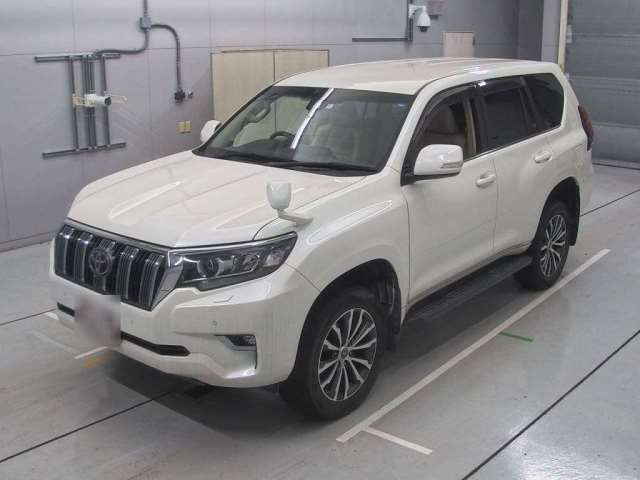 2018 TOYOTA LAND CRUISER PRADO