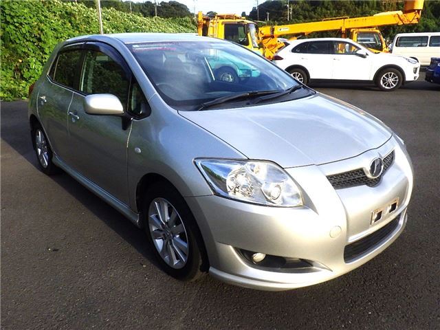 2006 TOYOTA AURIS