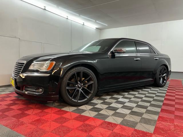 2011 CHRYSLER 300