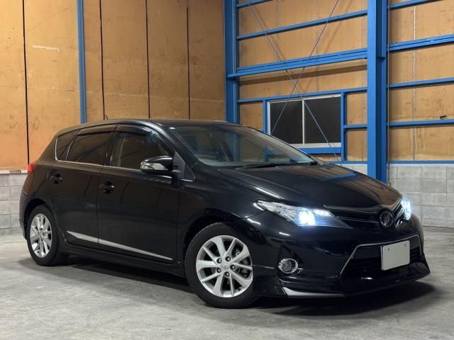 2014 TOYOTA AURIS