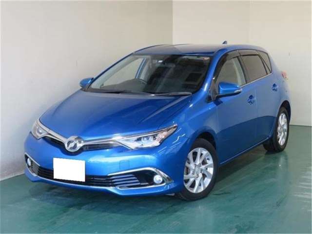 2015 TOYOTA AURIS