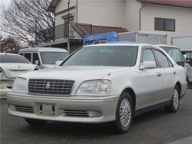 2001 TOYOTA CROWN