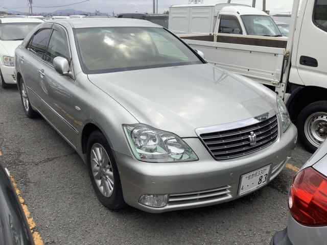 2004 TOYOTA CROWN