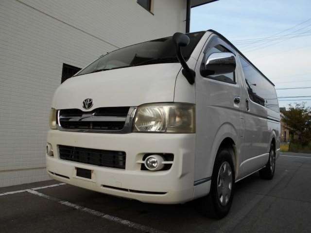 2005 TOYOTA HIACE VAN