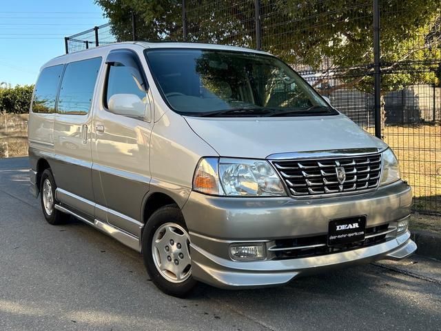 2000 TOYOTA GRAND HIACE