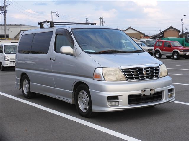 2001 TOYOTA GRAND HIACE