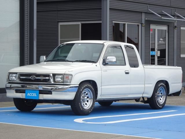 2001 TOYOTA HILUX