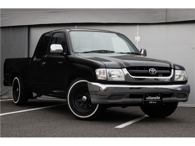 2001 TOYOTA HILUX