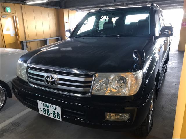 2005 TOYOTA LAND CRUISER