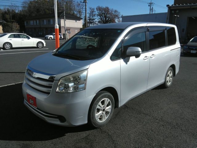 2007 TOYOTA NOAH