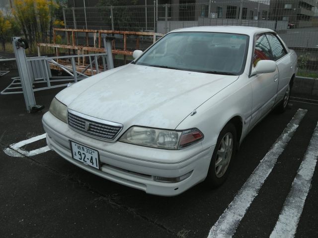 2000 TOYOTA MARK II