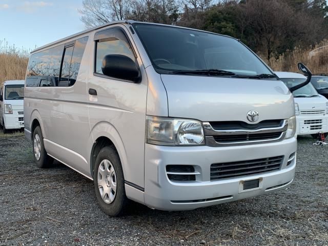 2008 TOYOTA REGIUS VAN