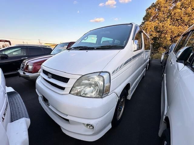 2000 TOYOTA TOURING HIACE